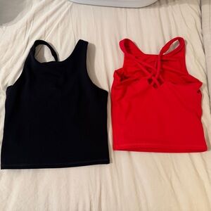 2 Girl’s All in Motion Crisscross Top Size XS 4-5
